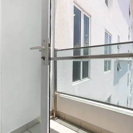Mansion One Executive Studio 2Pax George Town Exterior photo