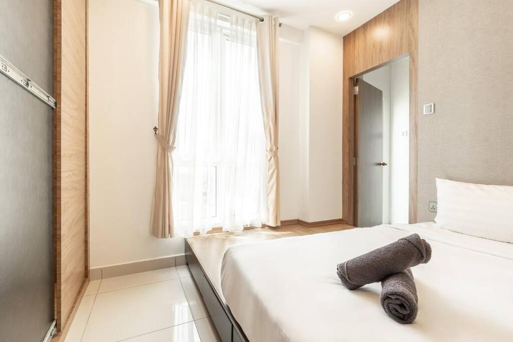 Mansion One Executive 2pax George Town